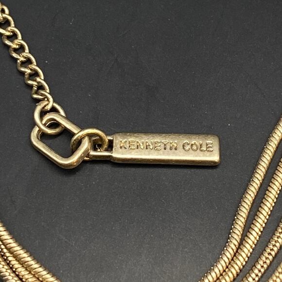 KENNETH COLE Pendant Necklace Crystal Stone Abalone Cutout Circle Gold Tone Pink - Picture 4 of 5